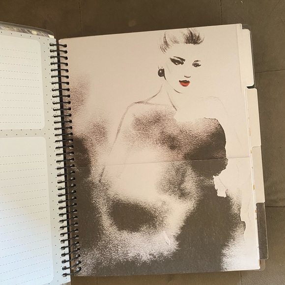 Planner 12 Month Undated - Picture 3 of 9